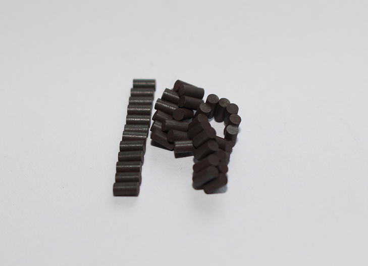 微小型铁氧体圆柱1.8x3.5mm 微小型铁氧体圆柱1.8x3.5mm